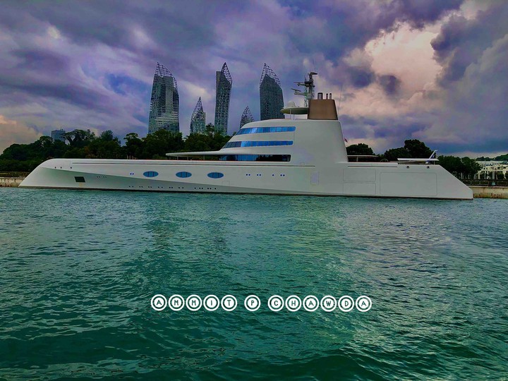 Yacht