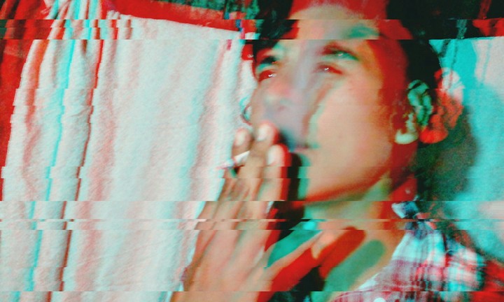 /♡\<×>¤}][
