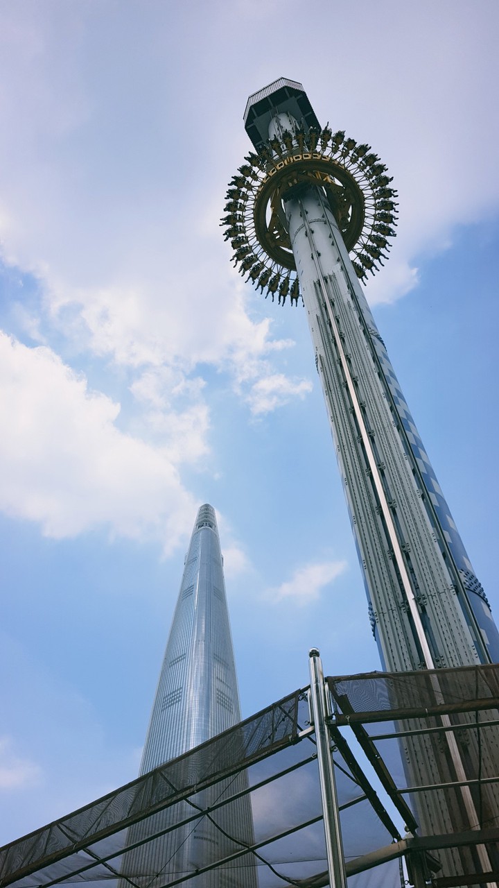 롯데월드 타워 & 자이로드롭