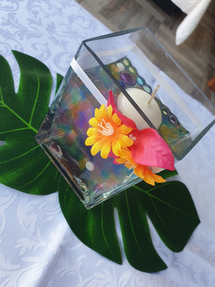 flower Clandle