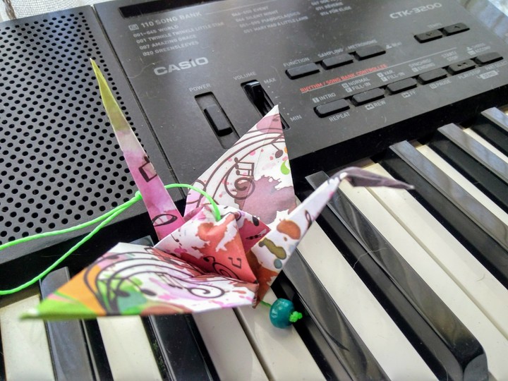 music crane