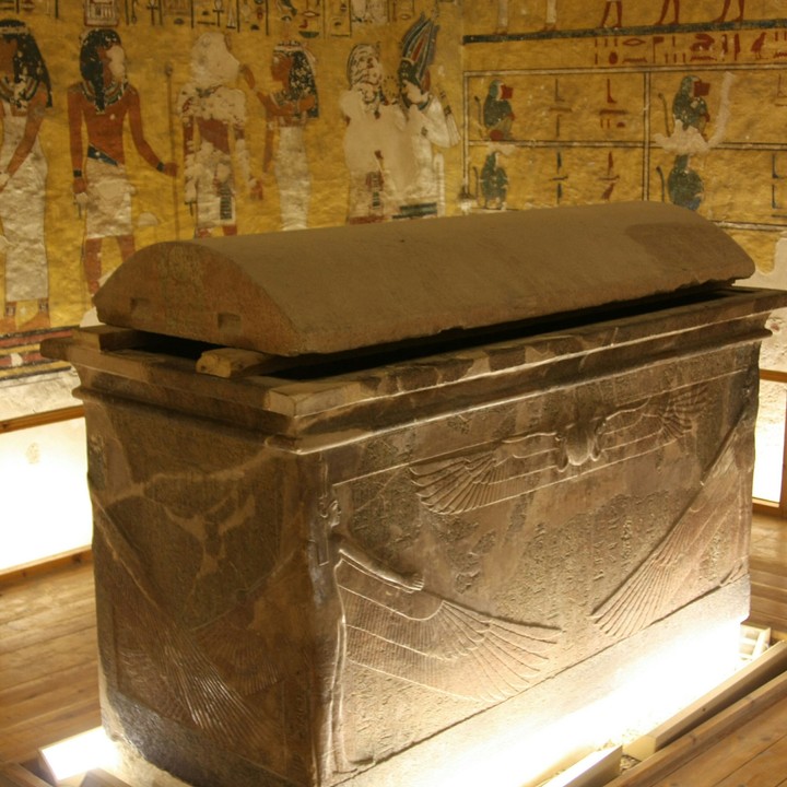 tombeau du pharaon AY