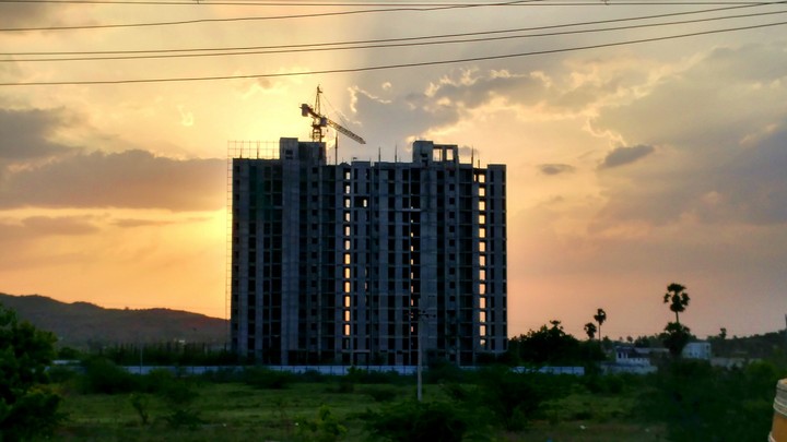 Silhoutte Construction