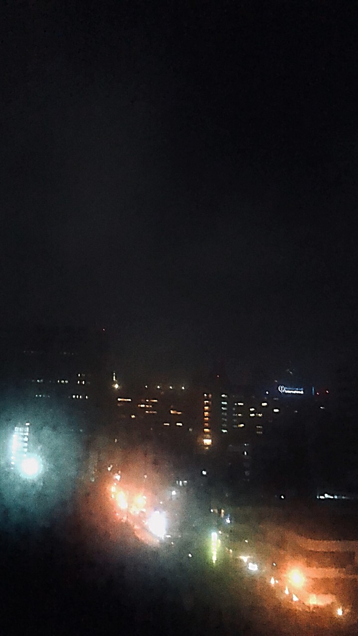 Foggy city light life