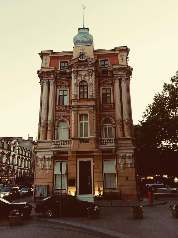 Architecture is a frozen music