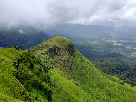 paradise above all clouds