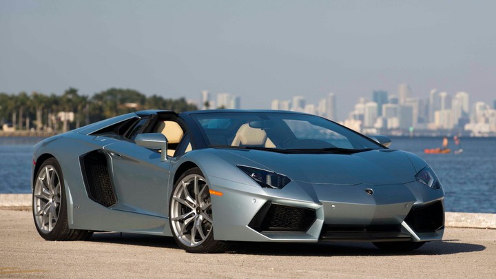Lamborghini Aventador.