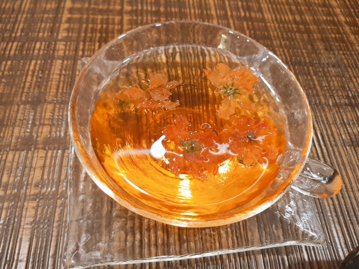 티