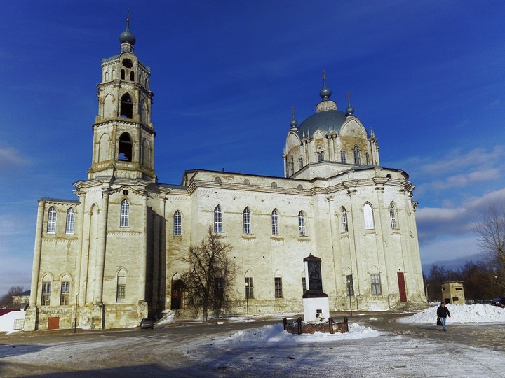 Храм