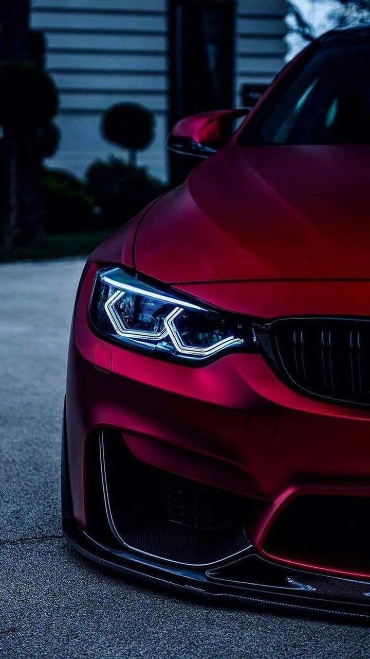 Red car