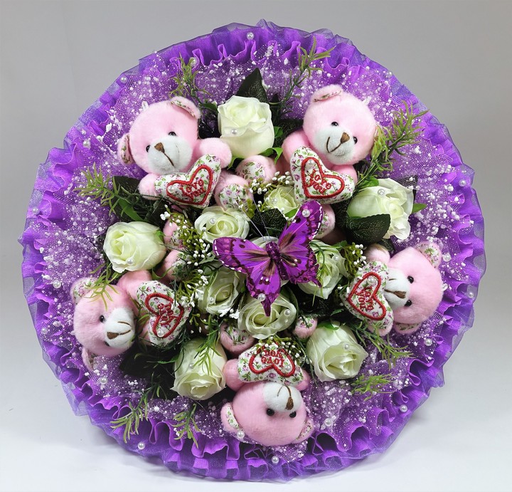 Bouquet of toys