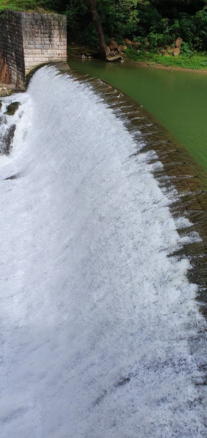 dam