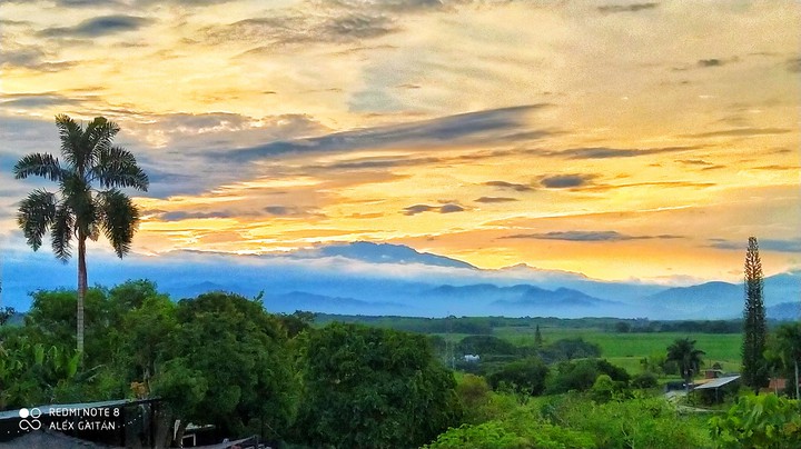sunset in Pereira Colombia