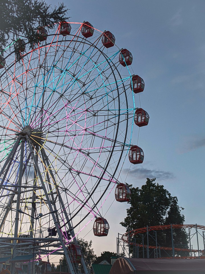 Ferris wheel