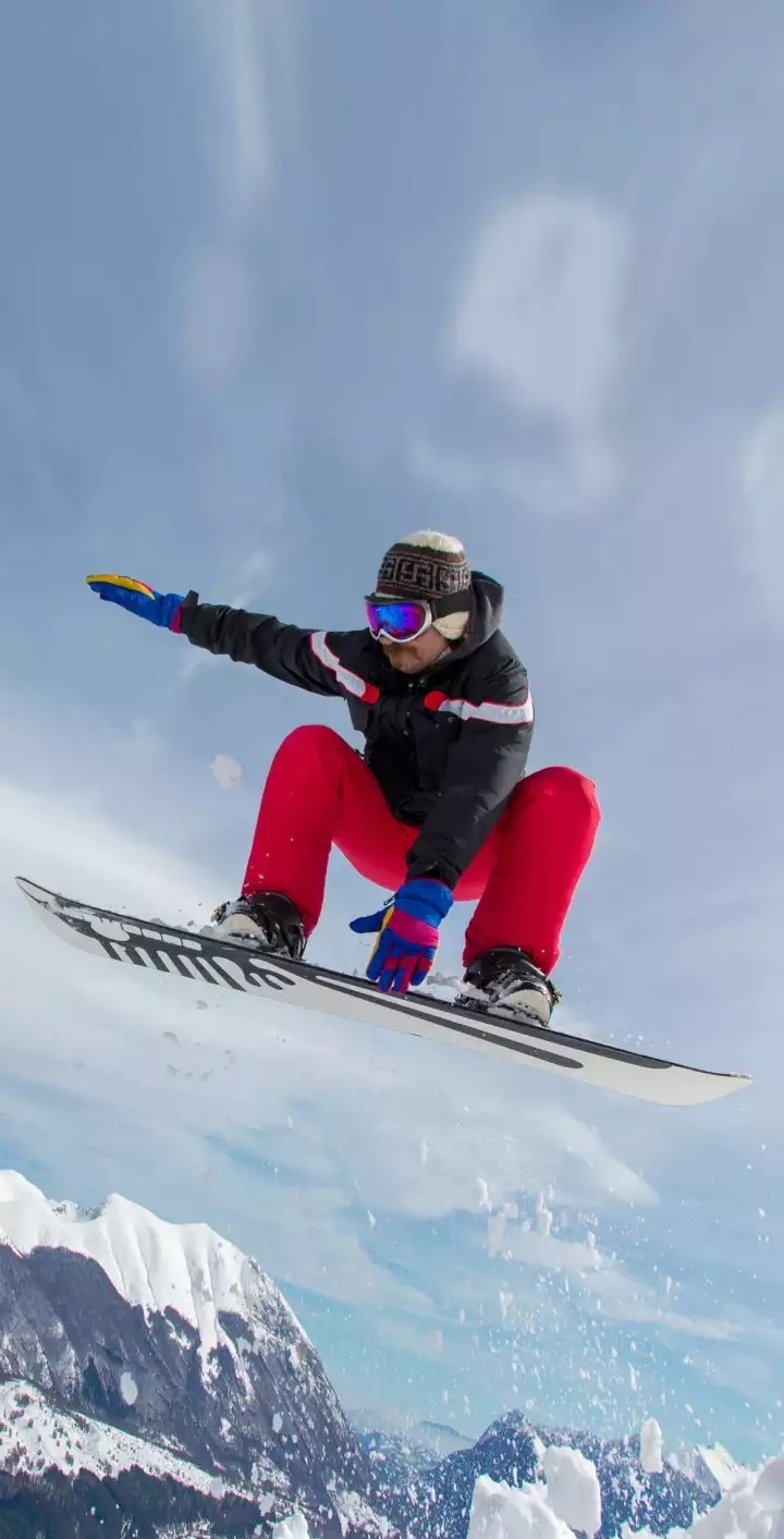 Snow Boarding