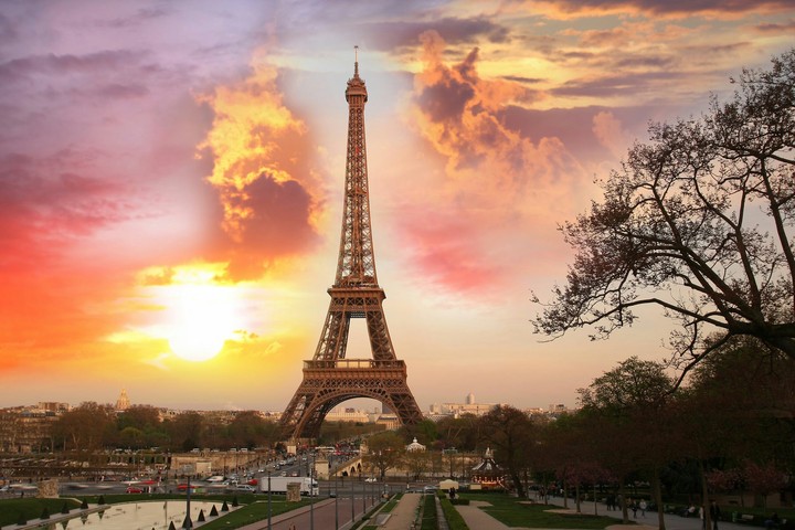 Eiffel Tower
