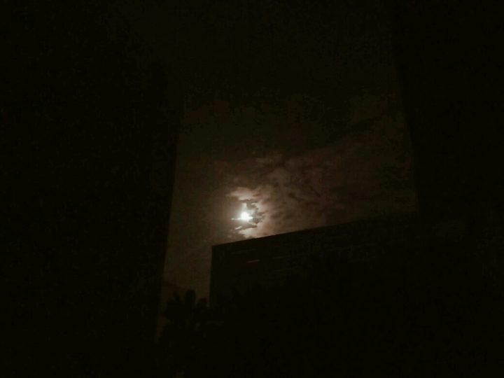 Full moon phone cam