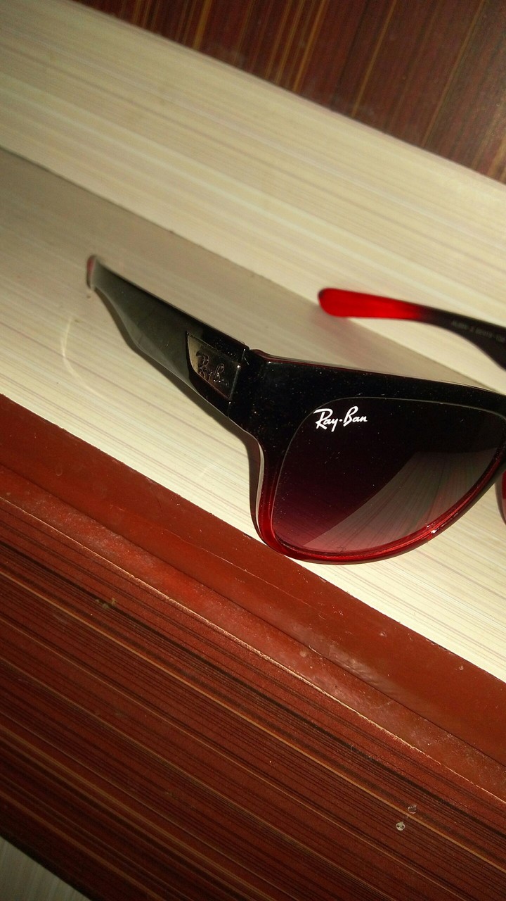 Goggle