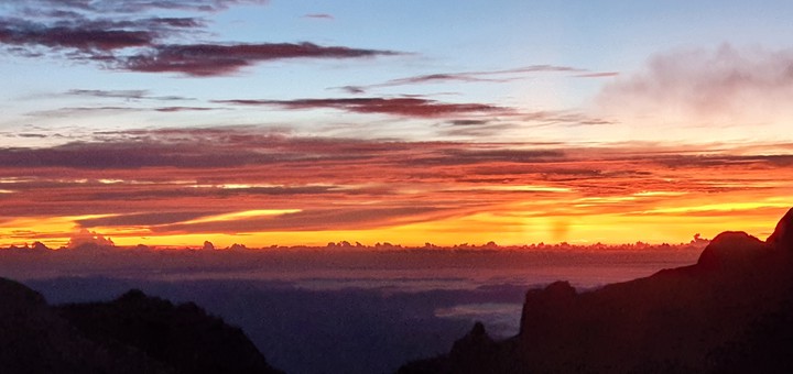 sunrise on top of mount kinabalu