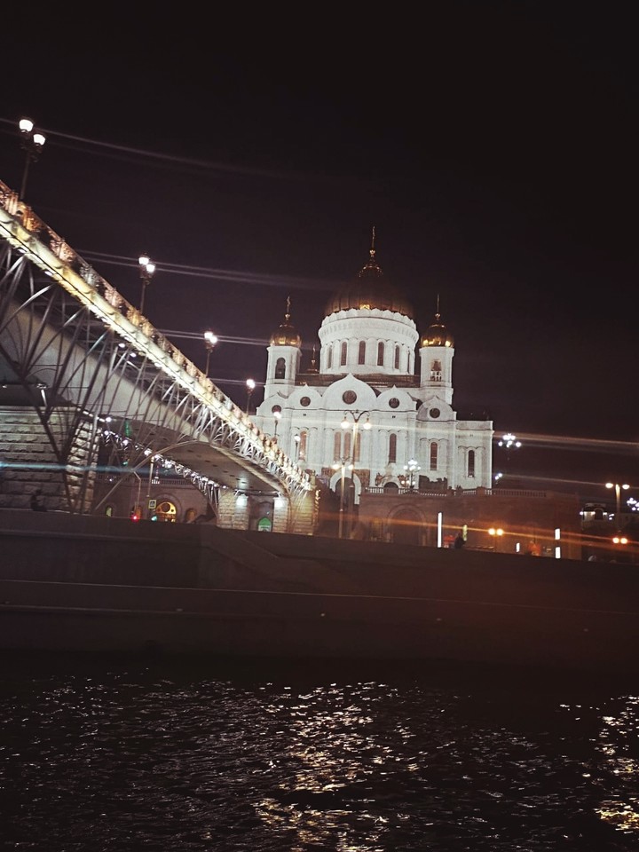 речная прогулка