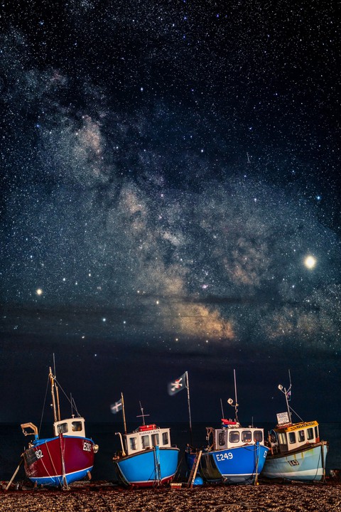 sky, boat Hintergrundbilder