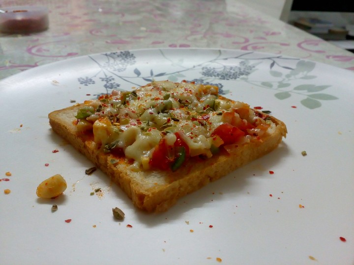 Bread Pizza