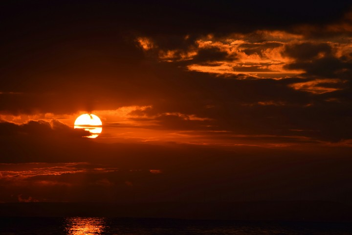 another day has gone ...