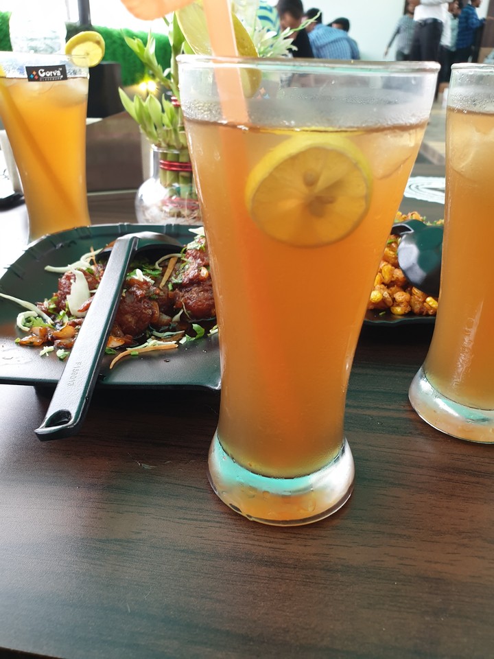 eat drink chat