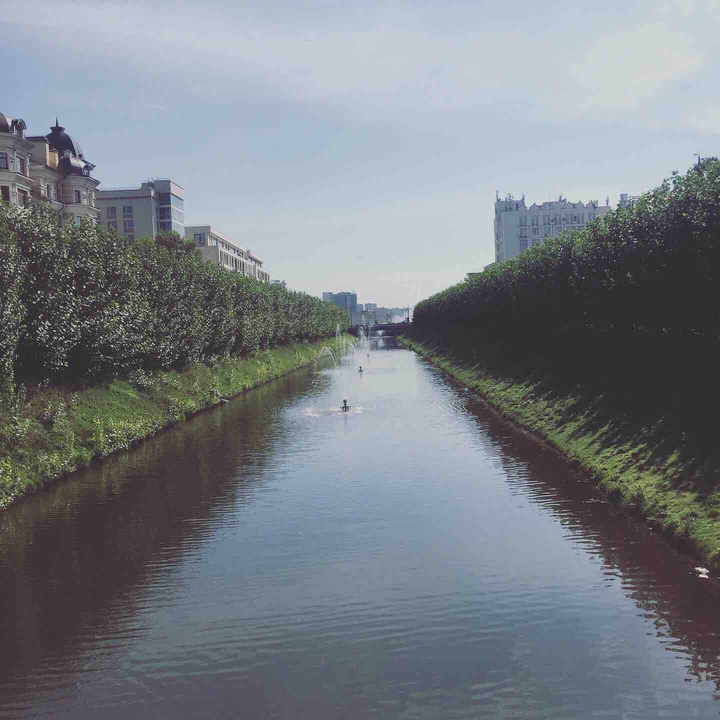 река