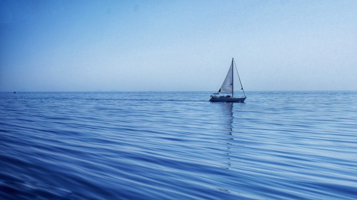 Sailing boat