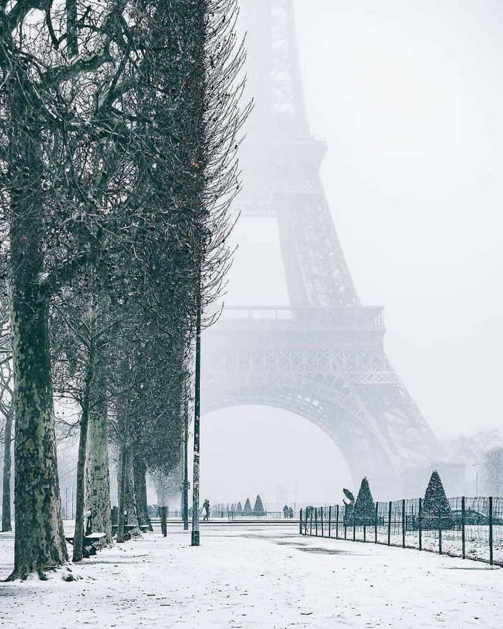 París