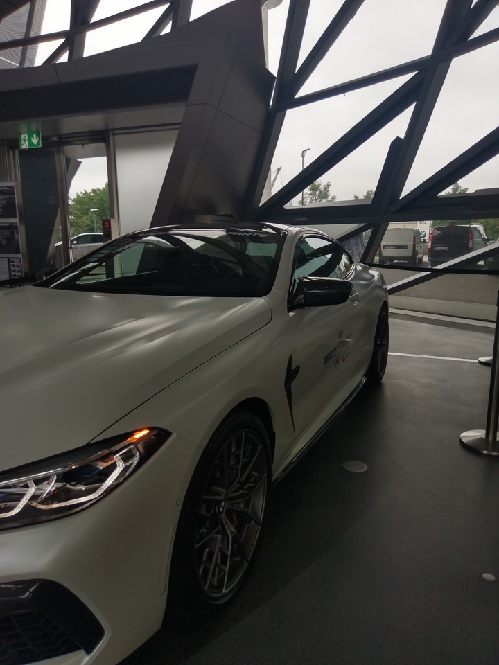 bmw m8