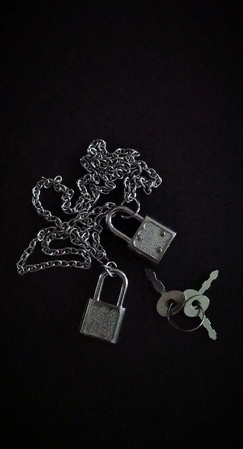 Chains & keys