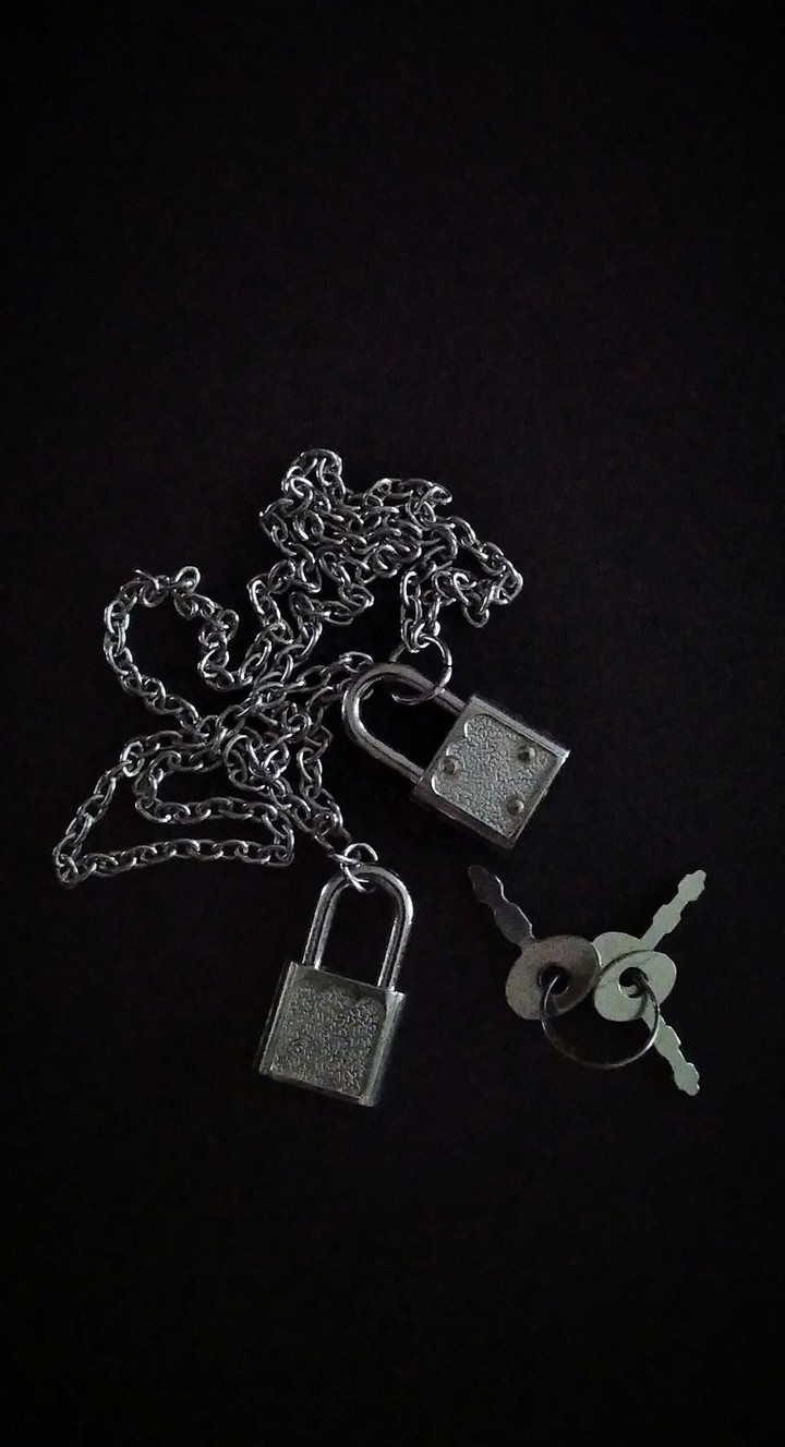 Chains & keys