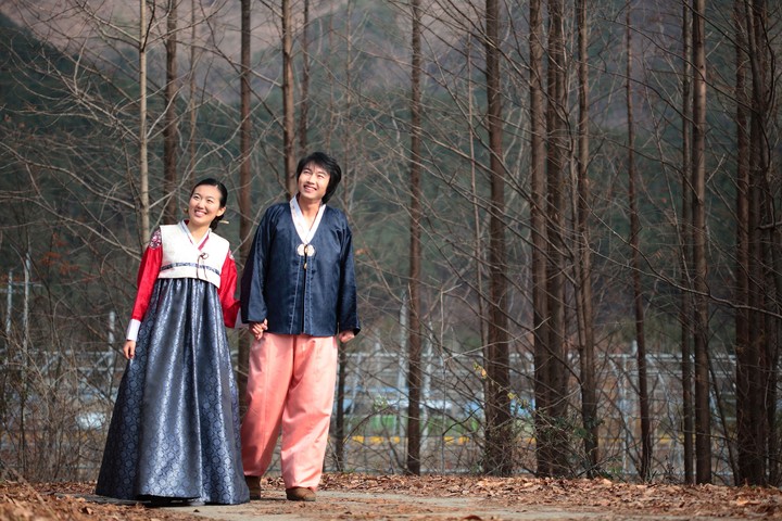 Couple in Korean Dress II