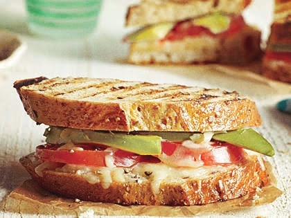 cheese sandwich with tomatoes