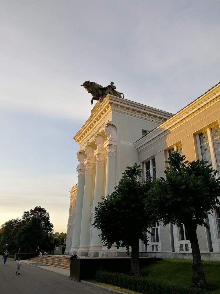 Architecture