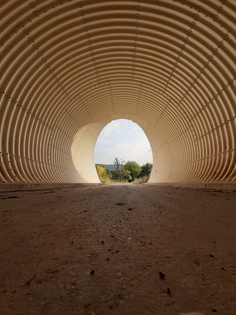 Tunnel