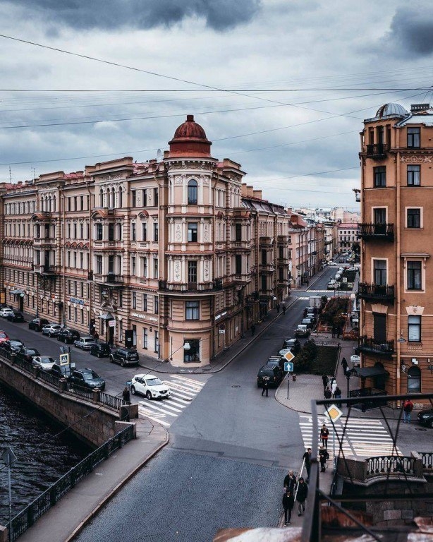 Saint-Petersburg