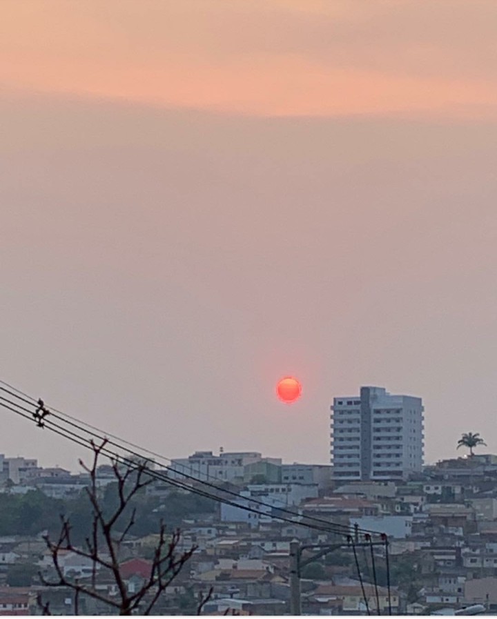 sol nascendo.