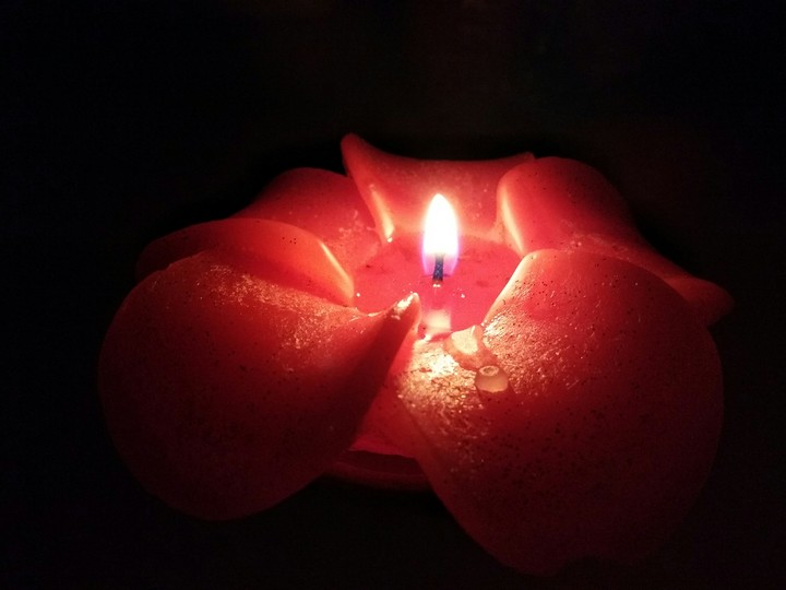 Burning_candle