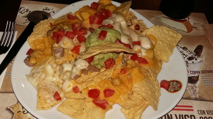 Nachos del Sol - Old Wild West