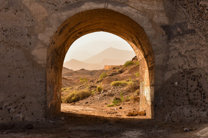Fading mountains
