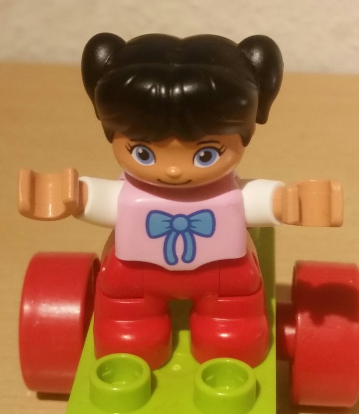 Lego Skate Girl