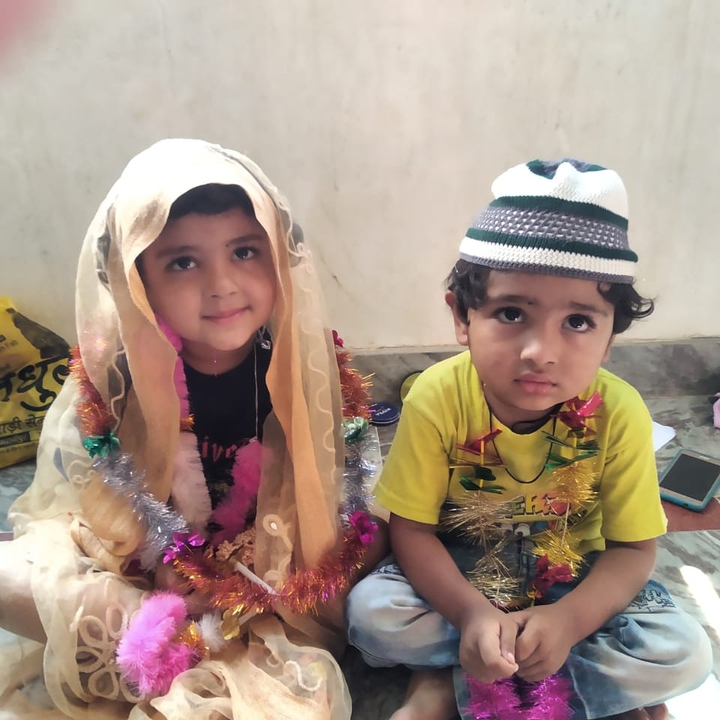 mere do anmol ratan ek ayat or dooja ahshas