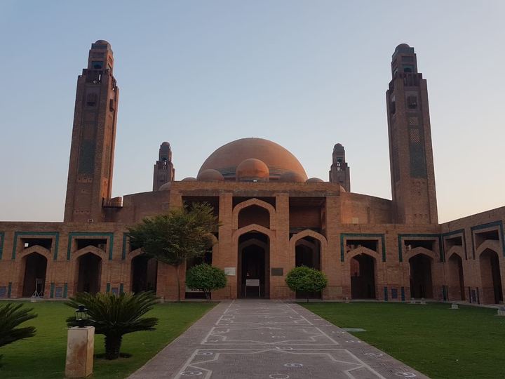 Grand Bahria Mosque Lahore