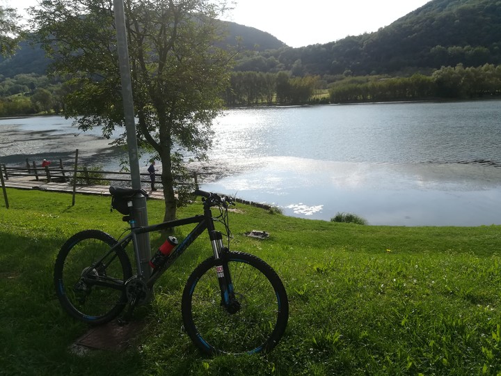 bike on the lake