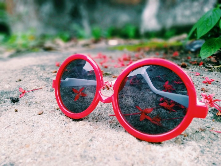 eye glasses