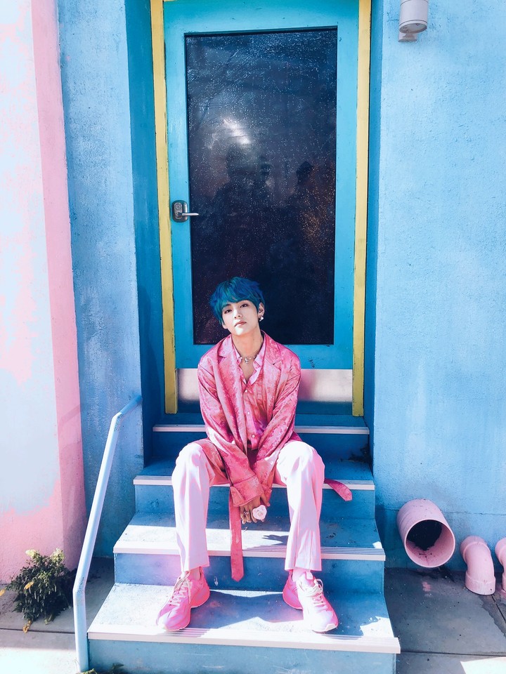 KIM TAEHYUNG