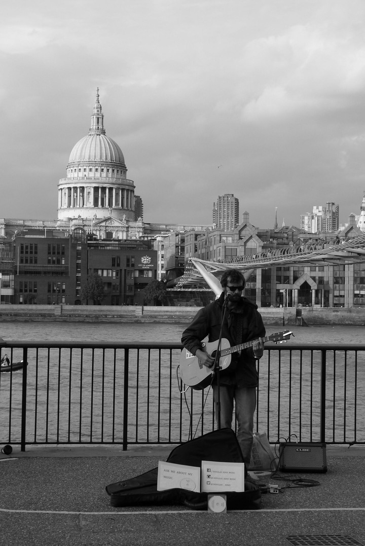 Music in the streets of London